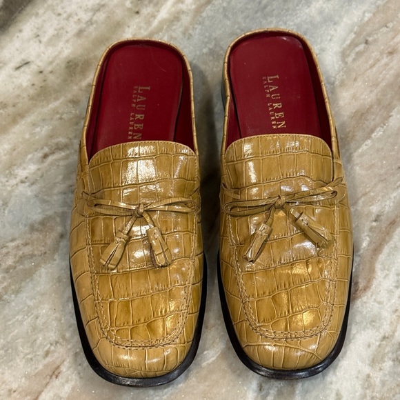 Women’s LAUREN RALPH LAUREN Lisette tan alligator leather tassel mules- Size 8.5 - Picture 2 of 8